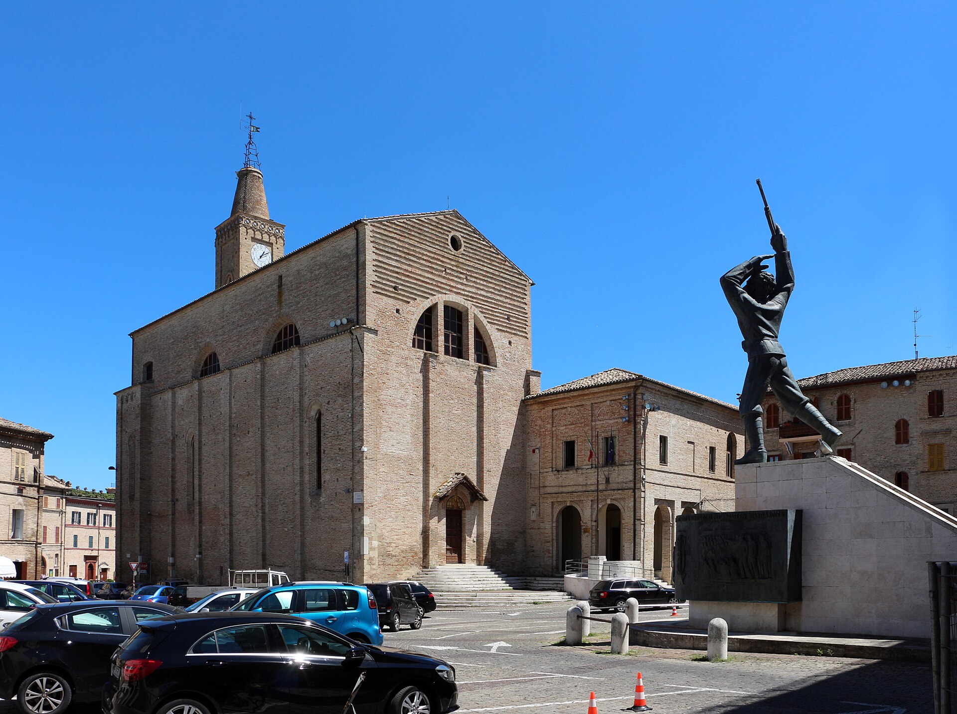 Corridonia (MC) – Guida completa: cosa vedere, sapori ed eventi