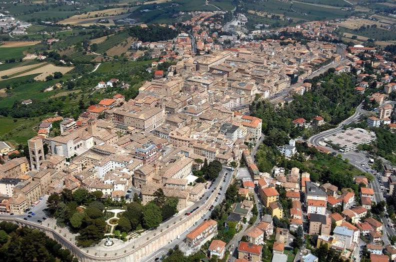 Osimo (AN) – Guida completa: cosa vedere, sapori ed eventi