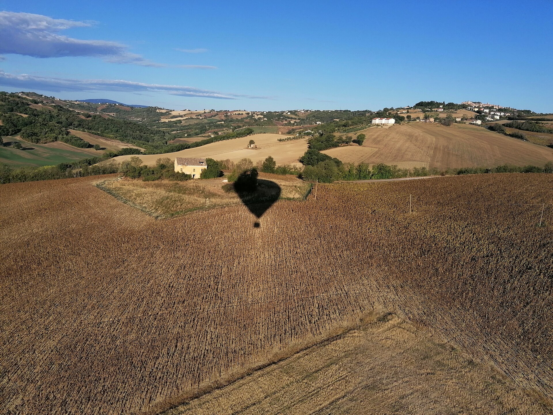 Loro Piceno – foto 1