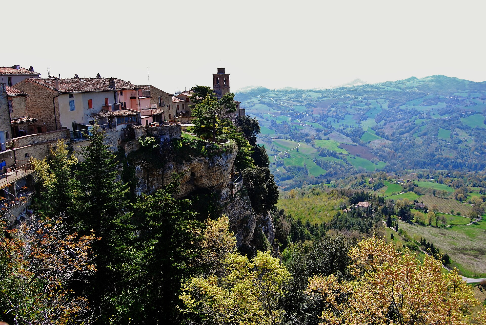 Borgo di Montefalcone Appennino — Montefalcone Appennino