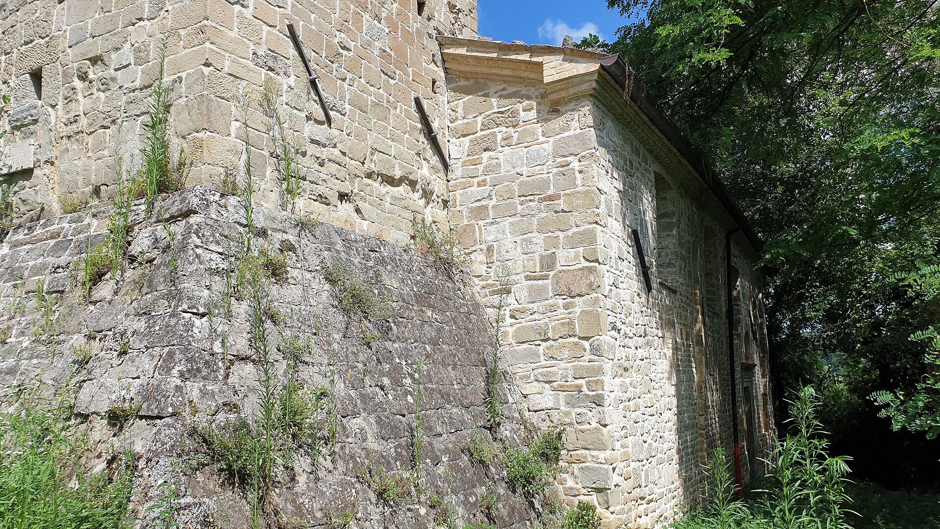 Roccafluvione – foto 1